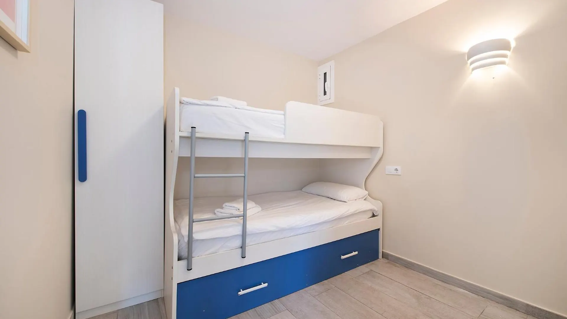 White Sea By Seasidehomes Castelldefels Apartment