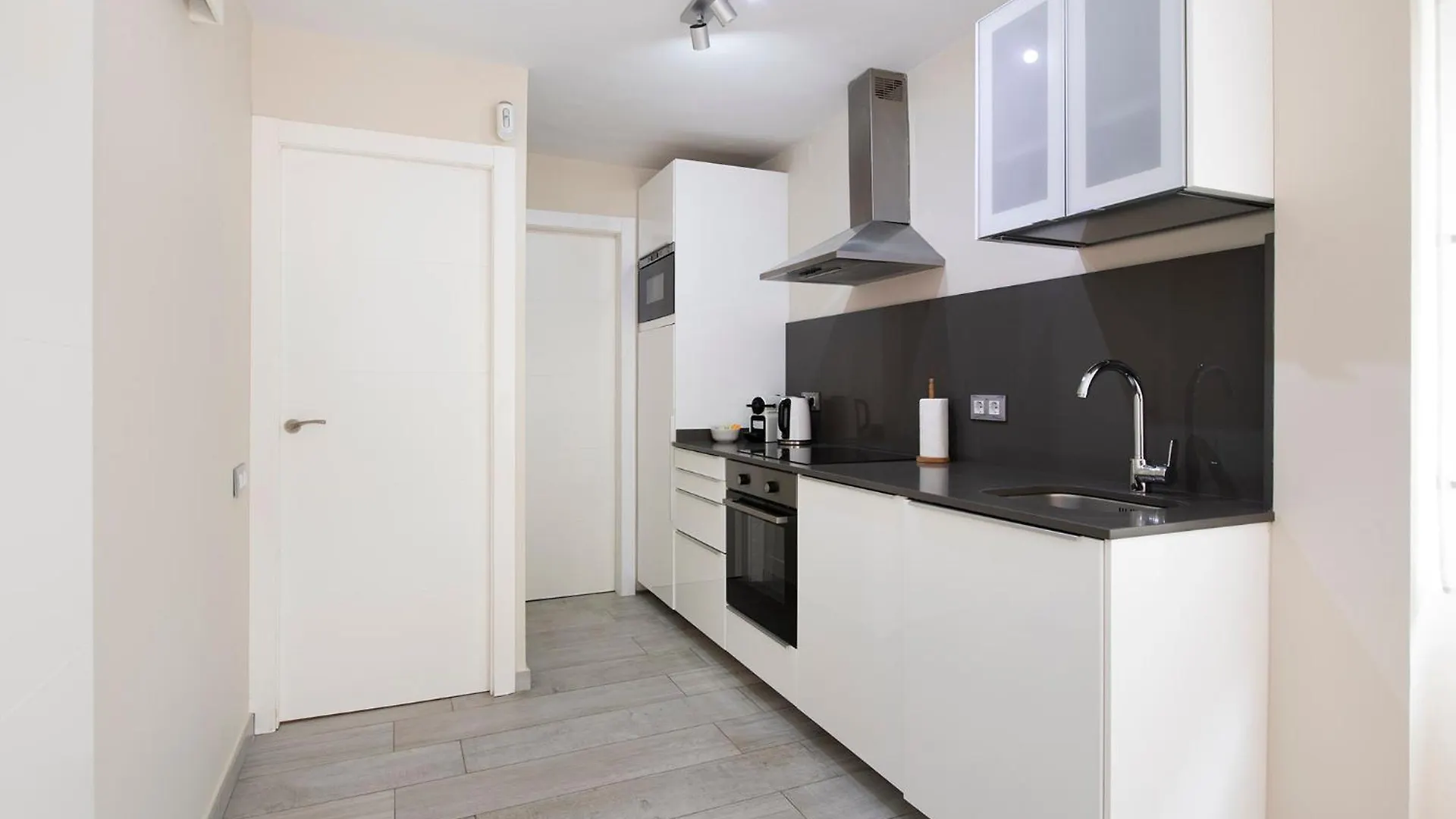 Apartment White Sea By Seasidehomes Castelldefels